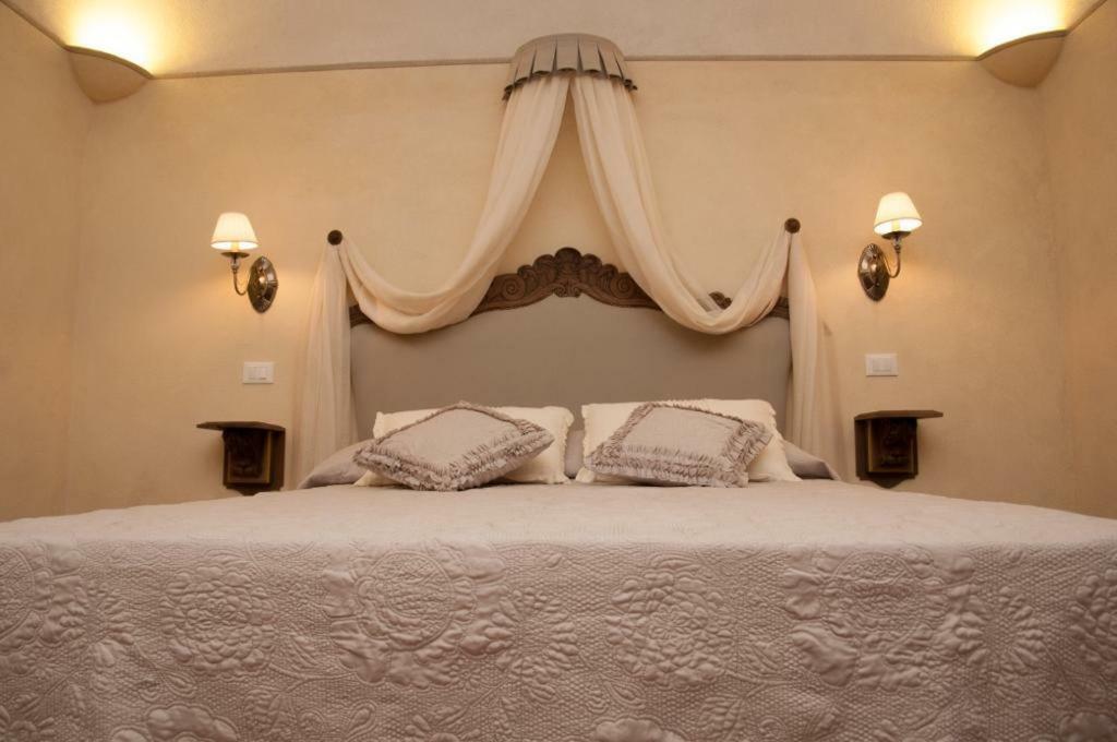 Le Camere Del Borgo Montescudaio Kültér fotó